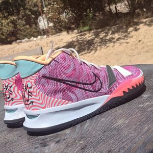 Nike kyrie basketball shoes